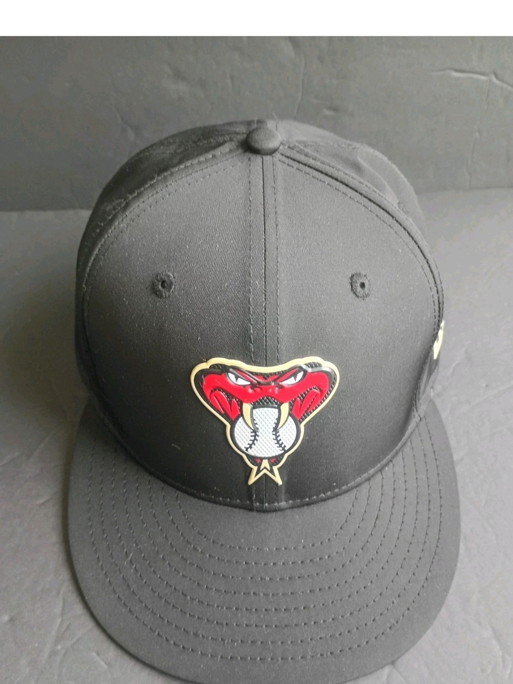 Arizona Diamondbacks Snake Ball Logo New Era 59Fifty Collection Fitted Hat 7 3/4